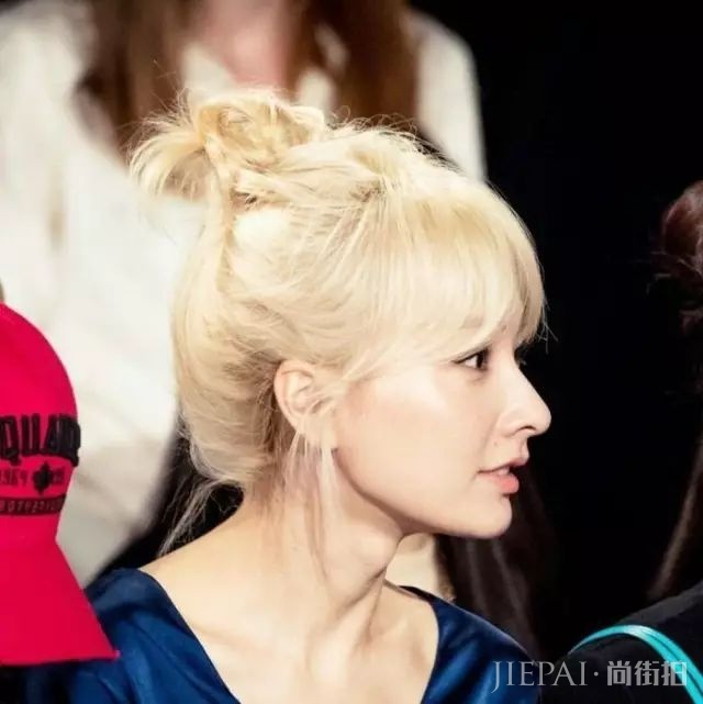 曾因“腿粗屁股大”被骂“滚出娱乐圈”的她，如今华丽逆袭，撩遍娱乐圈众男神！