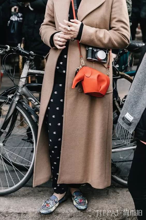 2018秋冬越来越流行小包包