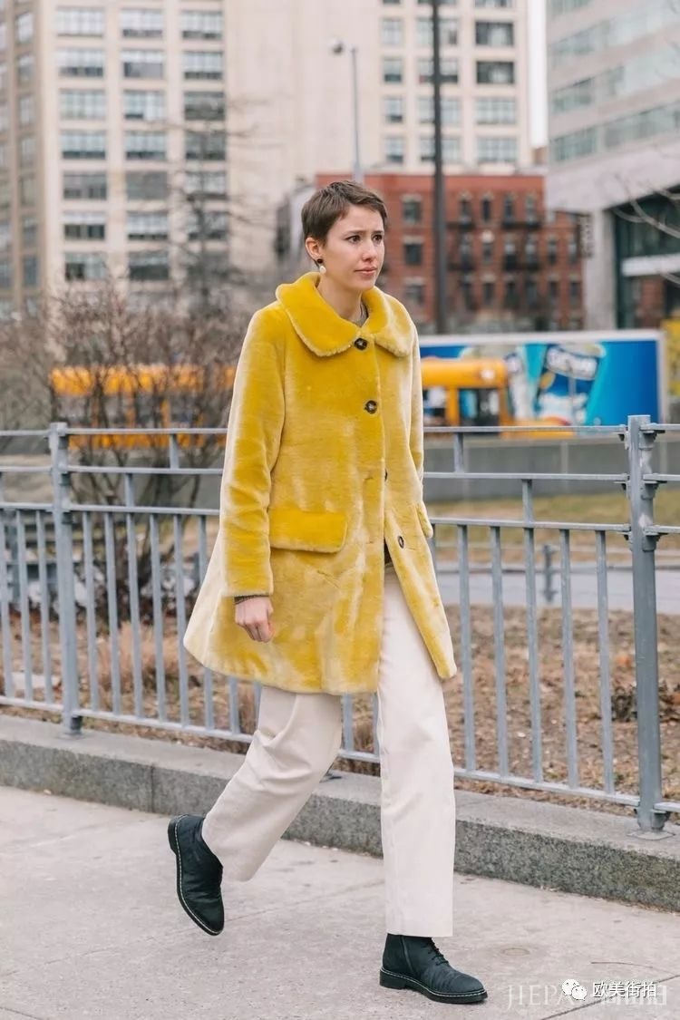 欧美街拍 秋冬穿黄色服装可以这样美！