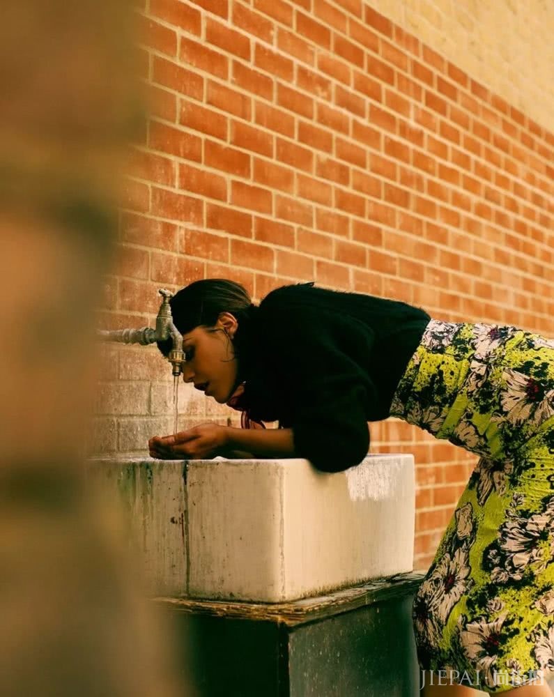 你的手机屏保也该换上“秋装”了，最美的都在这里