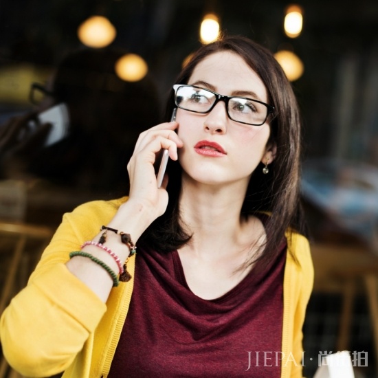 桃花妆眼影画法 怎样画好桃花妆眼影