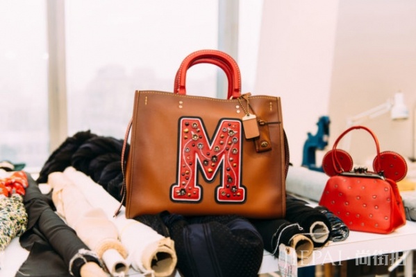 COACH推出Disney2018联名系列