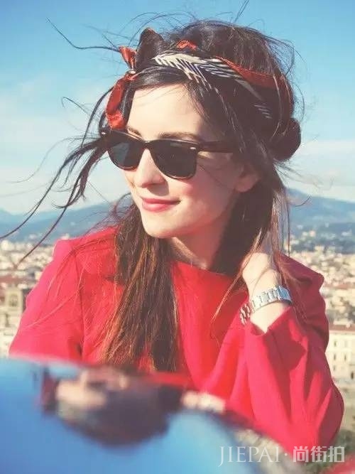 秋天就得搭配丝巾,丝巾的N种系法!