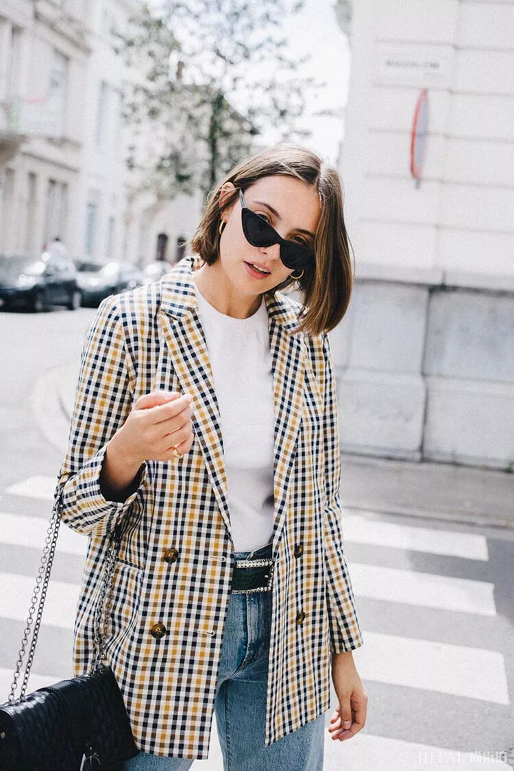 外套里面怎么穿?来看看这5款内搭吧 包你满意!