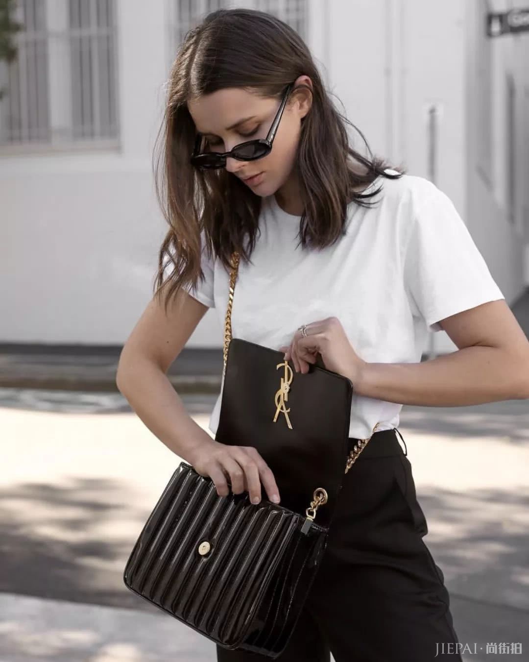 跟着澳洲“不完美”博主练秋冬穿搭