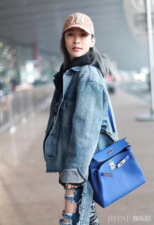 温岚穿“半条破洞裤” 个性十足