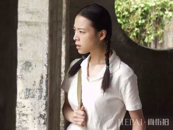 演技不输章子怡周迅，却没能大紫大红的她到底差在哪儿？