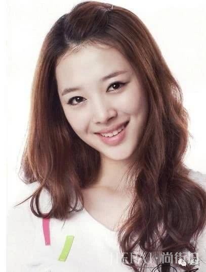 崔雪莉这是什么情况？?这次的造型翻车了...