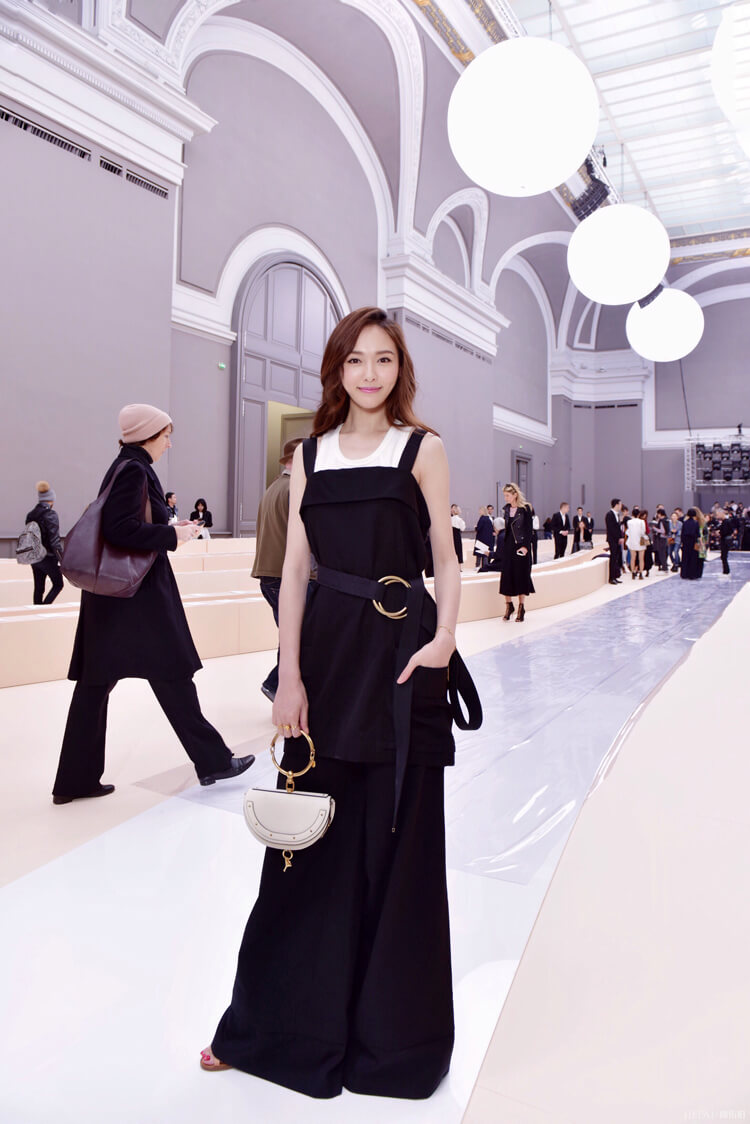 和唐嫣一起回溯那块关于Chloe的浪漫之旅