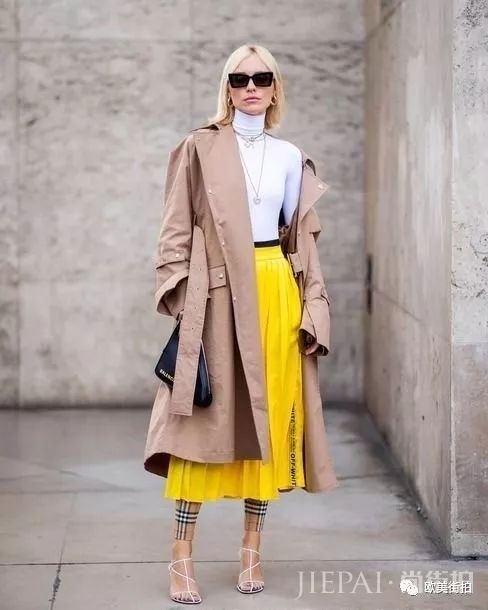 欧美街拍 秋冬穿黄色服装可以这样美！