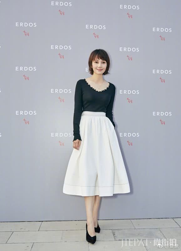 袁泉剪波波头少女感开挂,秒变18岁少女,这样的短发你想剪吗