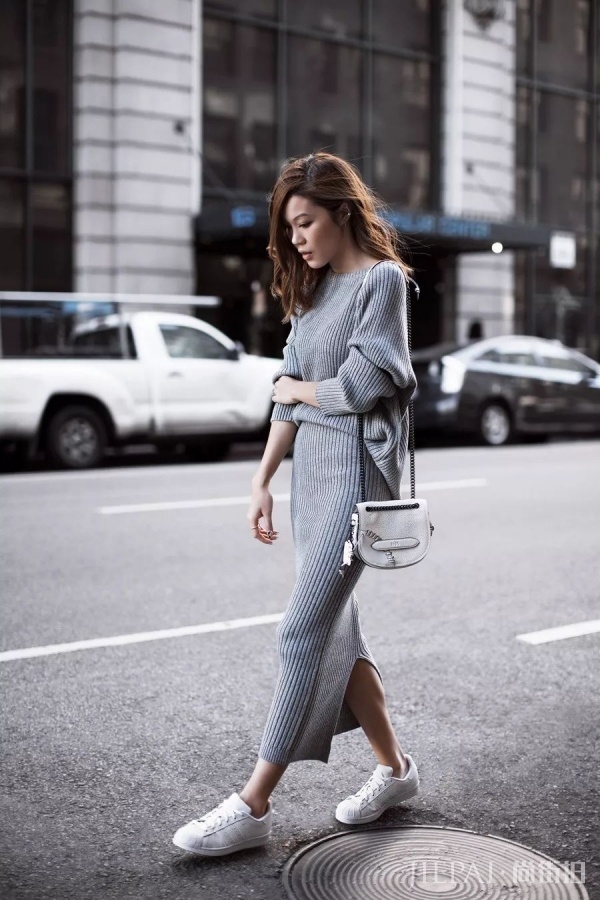 秋冬同色系衣服搭配?最气质的穿搭!