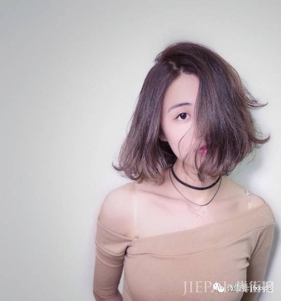 发型不光要剪“烫了”才更洋气