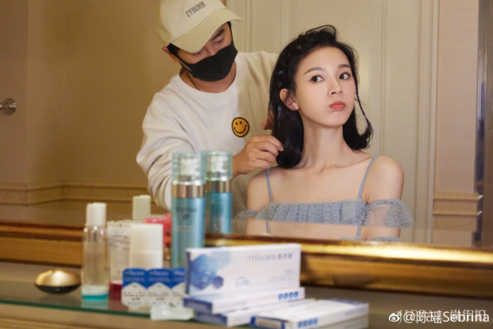 陈瑶只是剪波波头短发,秒变成“小精灵”,这发型有魔力,美呆了
