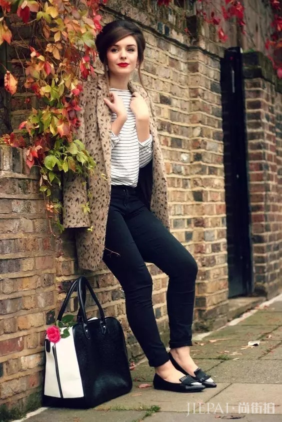 秋冬季节越来越凉 不会穿条纹衫你就少了很多穿搭乐趣