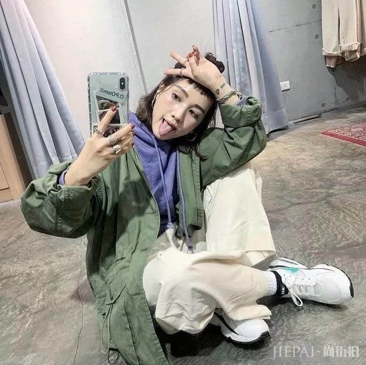 最基础的单品,让你成为 5 种不同风格的女生