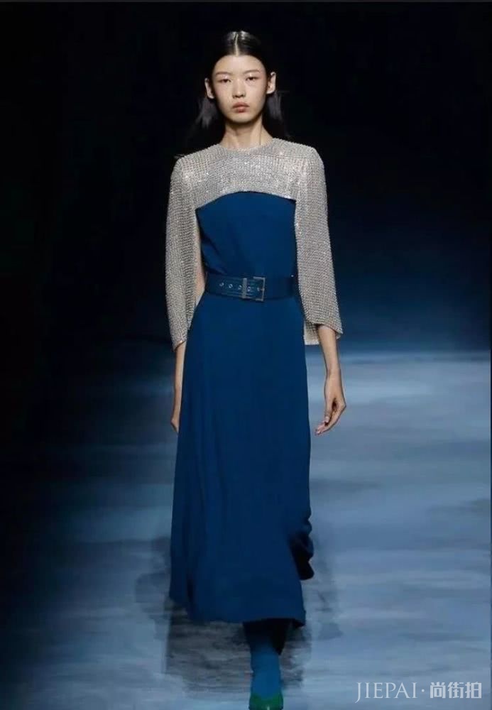 外网吹爆的厌世脸亚洲超模,原来也是非主流网红脸