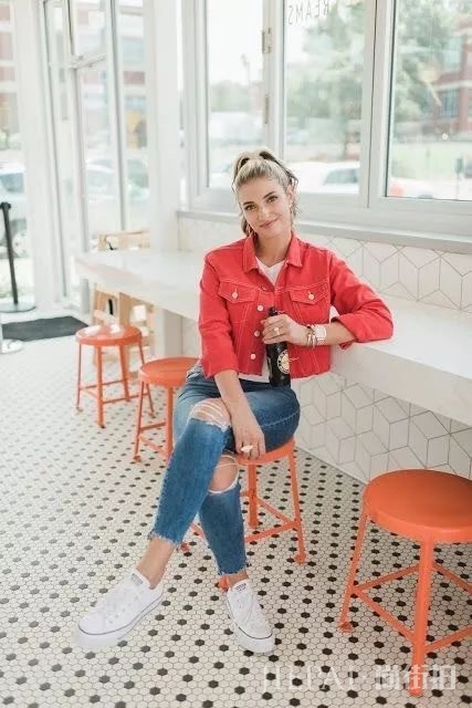 小个子如何选牛仔颜色，穿上才最显白显瘦？