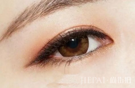 少女妆的画法需要哪些化妆品呢