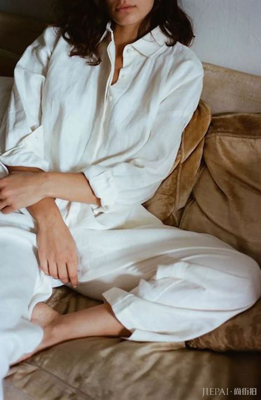 富有悬垂感的白衬衫，每款都想要！