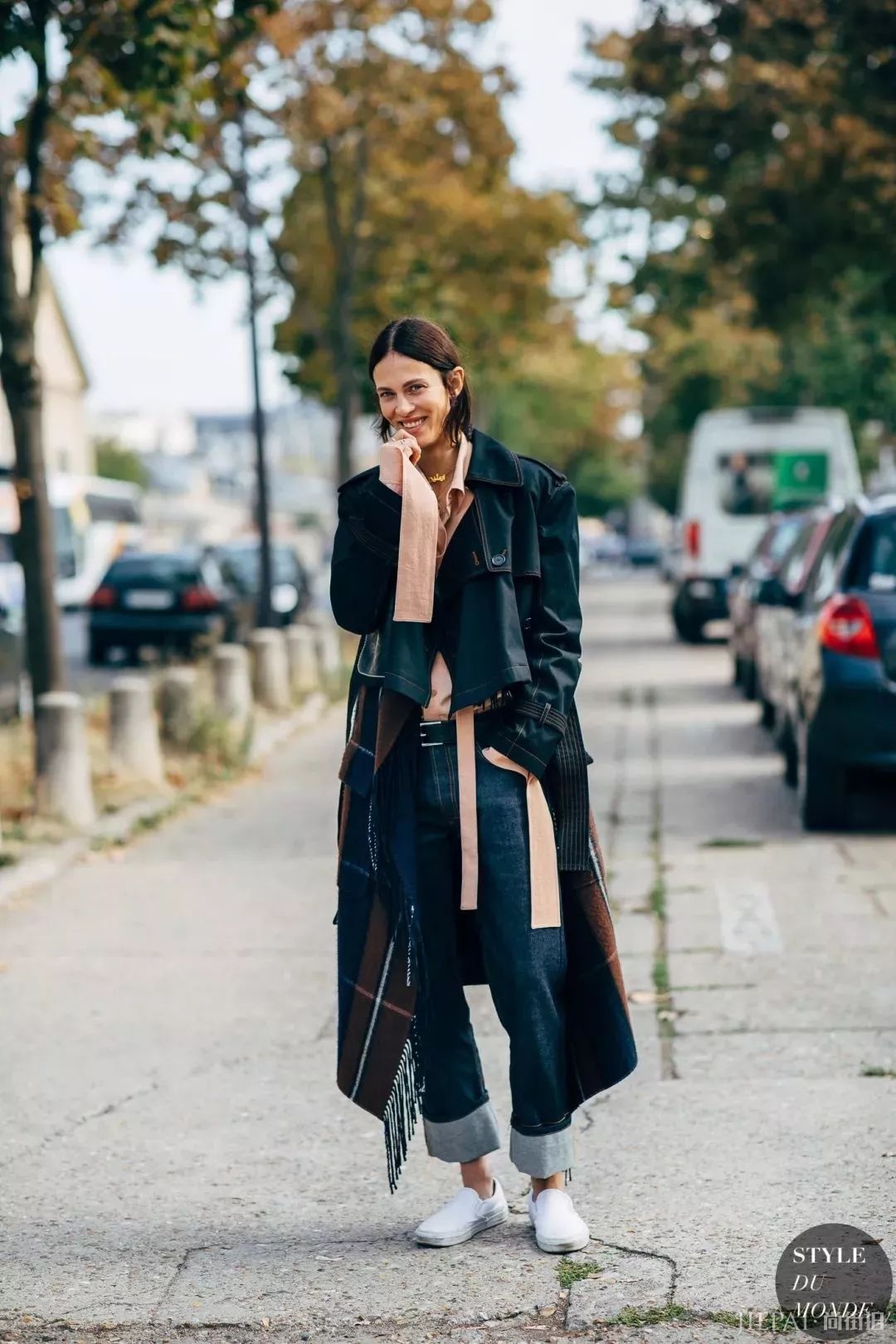 毛衣+半裙，毛衣+阔腿裤…保暖又时髦，从秋穿到冬的搭配！