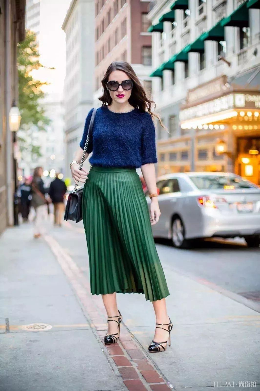 百褶裙显胖、显胯宽？学高圆圆不同身材不同穿法，时髦仙气还有范儿！