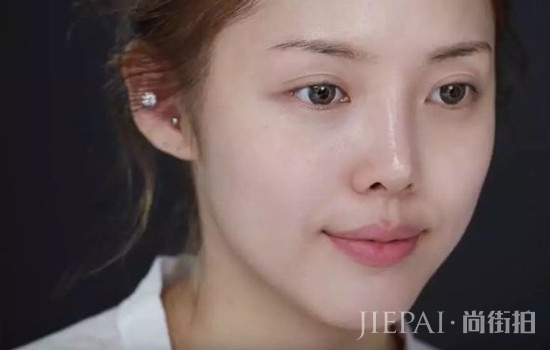 怎么化妆快好看 如何在上班的路上画一个美美的妆容