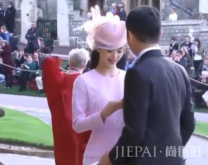清纯的奶茶妹妹气质变了这么多!她的那些旧照你还记得么?