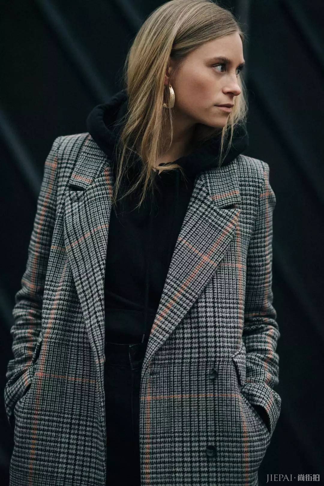 西装外套常用穿搭方法，看完后让你穿起来知性又美丽，文章最后有惊喜哦