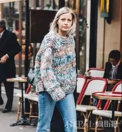 秋冬到来,放在衣柜里的毛衣该拿出来啦