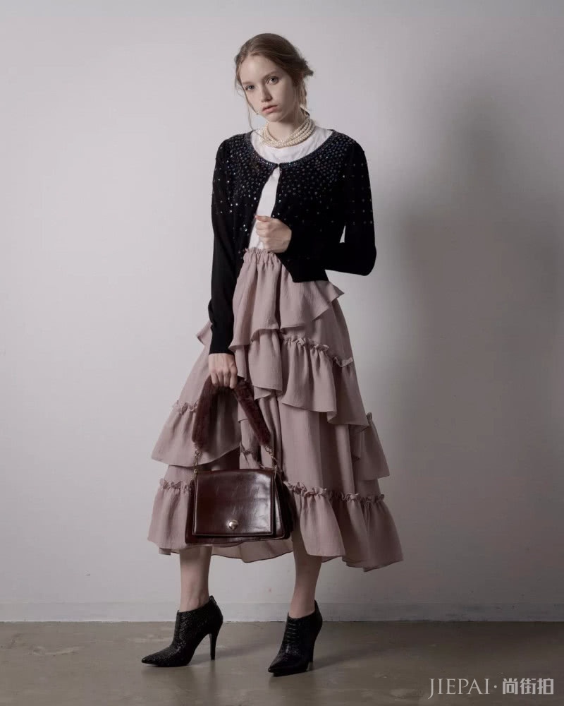 喜欢半身纱裙的的女人太美太疯狂,清新淡雅的风格怎么穿都好看