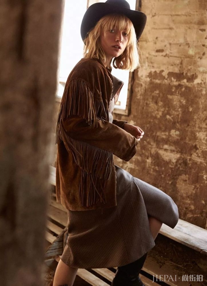 你的手机屏保也该换上“秋装”了，最美的都在这里