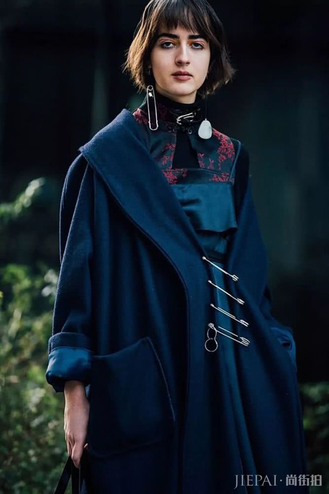 每个人都有的大衣,怎么穿最好看?