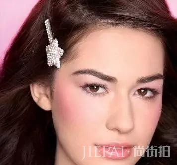 腮红怎么打好看 手把手教你怎么选和怎么画腮红
