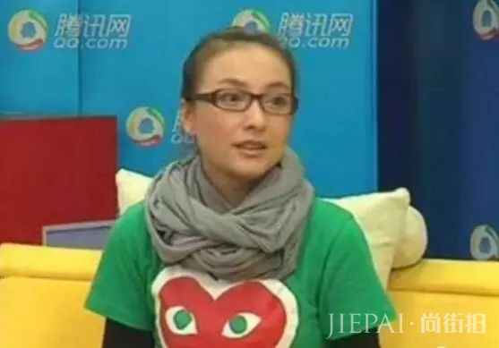 曾因“腿粗屁股大”被骂“滚出娱乐圈”的她，如今华丽逆袭，撩遍娱乐圈众男神！