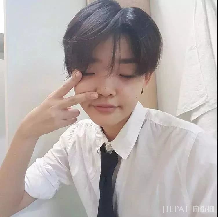 外网吹爆的厌世脸亚洲超模,原来也是非主流网红脸