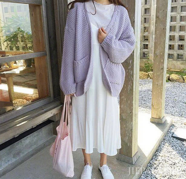 这几款韩系秋装少女衣服，25岁以下美女穿着，个个18岁