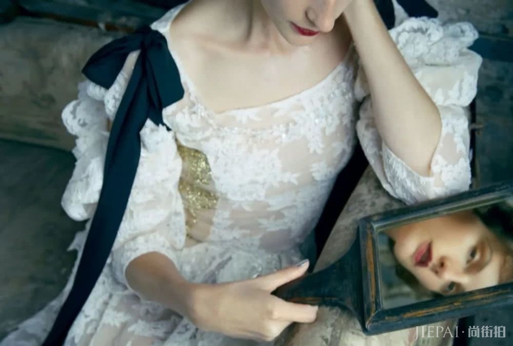 你的手机屏保也该换上“秋装”了，最美的都在这里