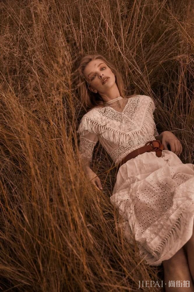 你的手机屏保也该换上“秋装”了，最美的都在这里