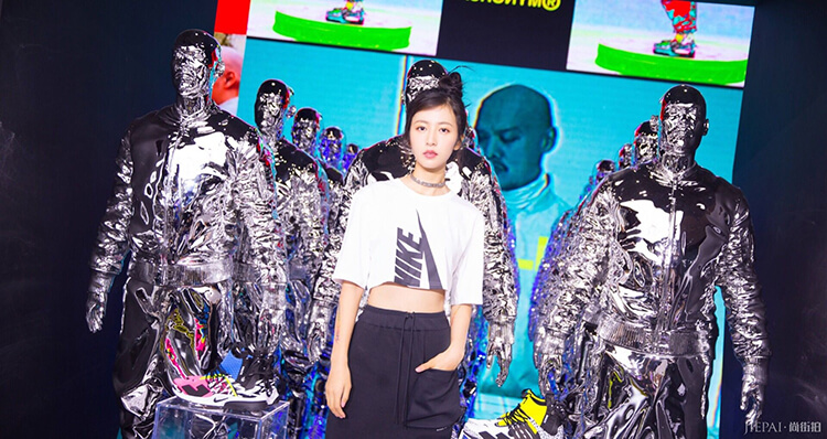 周雨彤铁铮铮的少女风，就问你好看不好看