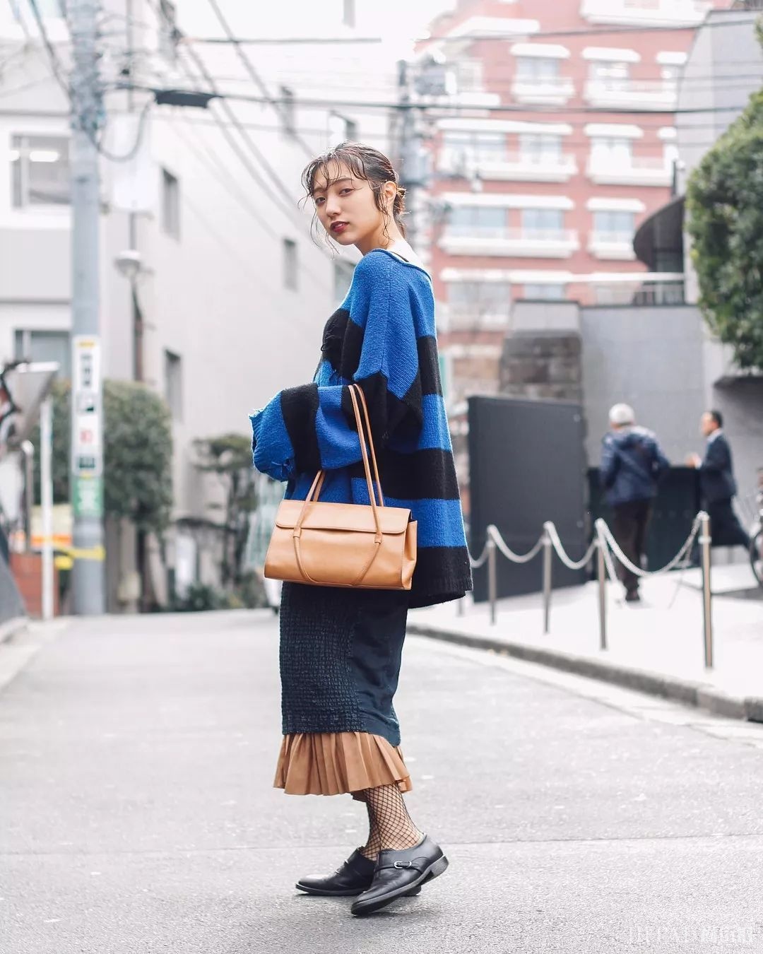 又又又又双叕到了穿毛衣的季节,今年穿这几款毛衣美翻整个秋天!