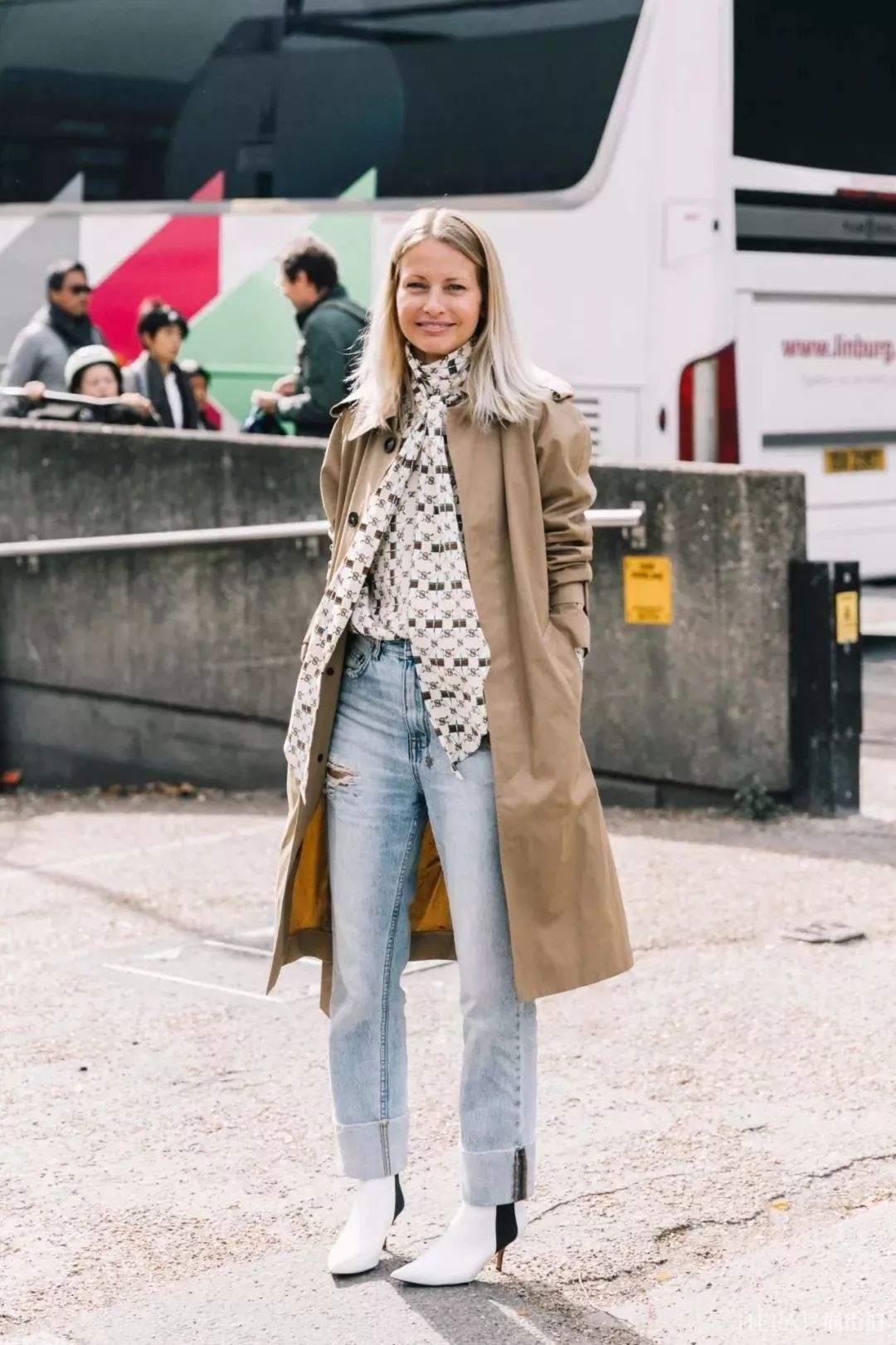 撞风衣不可怕，掌握这几招你就是穿风衣最好看的人！