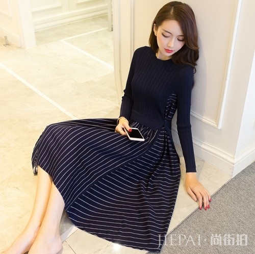 秋季连衣裙这样搭配 人美衣也美