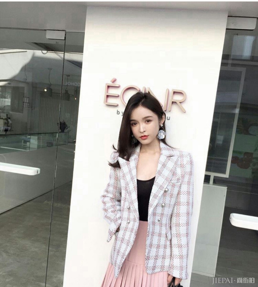 一件西装外套,满足你成为大哥女人的小愿望