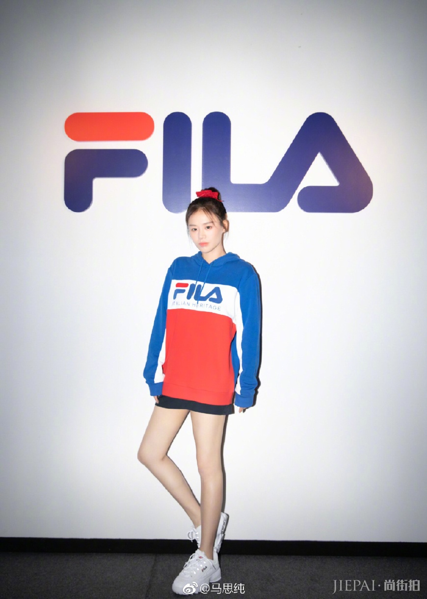 马思纯的文艺指数飙升，首次公开分手，FILA hello时装周惊艳！
