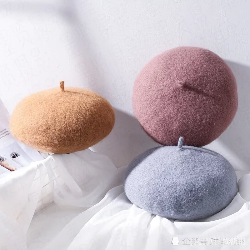 比起宋茜黄圣依的贝雷帽，林允儿的“高级”感还差那么一丢丢！