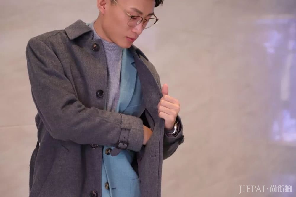 为什么穿大衣的男人看起来很有气场