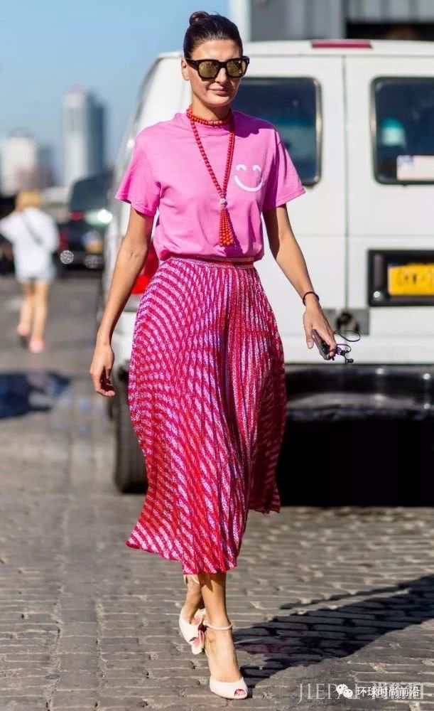 2019春夏时尚用什么攻占?看看这5个流行色就够了