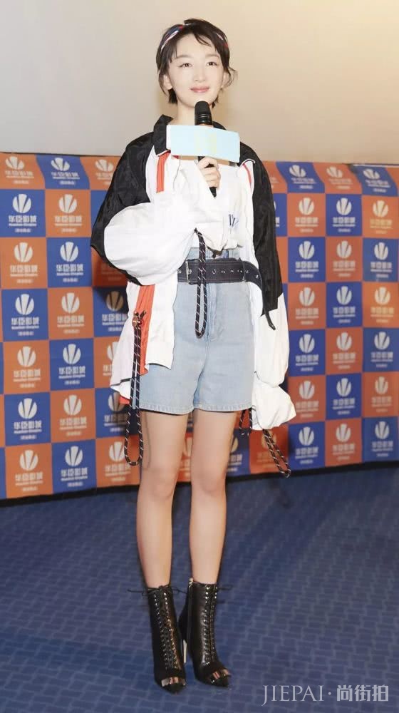 被误会了多年的运动夹克，如今它终于翻身了