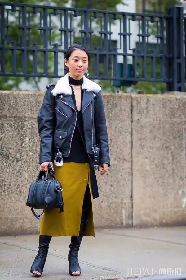 短款夹克怎么搭配好看 把这些显腿长的LOOK学起来